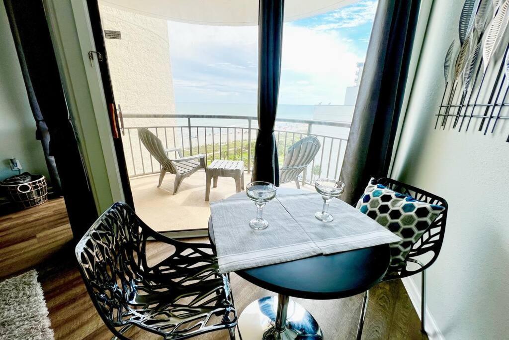 מירטל ביץ' Ocean View Condo On The Beach! מראה חיצוני תמונה